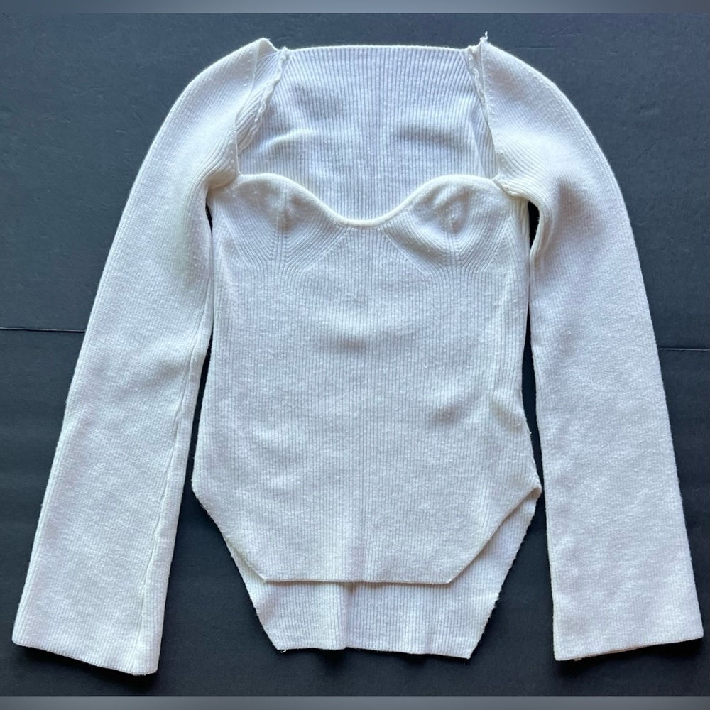 Women’s long sleeve top